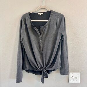 Women’s Gray Entro Long Sleeve Top. Size Medium